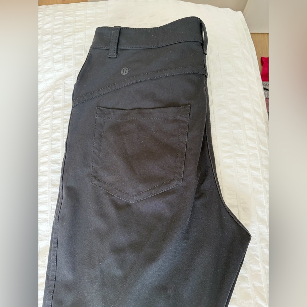 Lululemon City Sleek 5 pocket 7/8 pants
